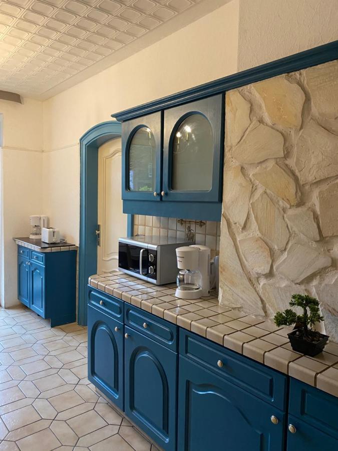 Central Shared Apartment, Friesenplatz ケルン エクステリア 写真