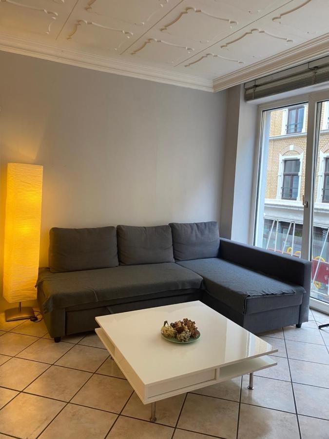 Central Shared Apartment, Friesenplatz ケルン エクステリア 写真