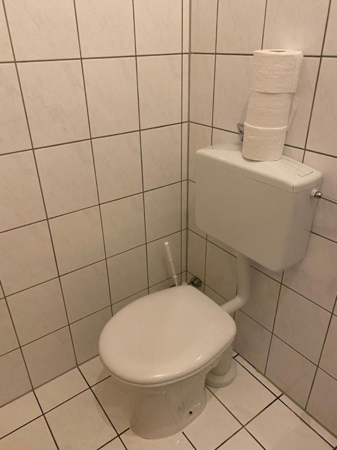Central Shared Apartment, Friesenplatz ケルン エクステリア 写真