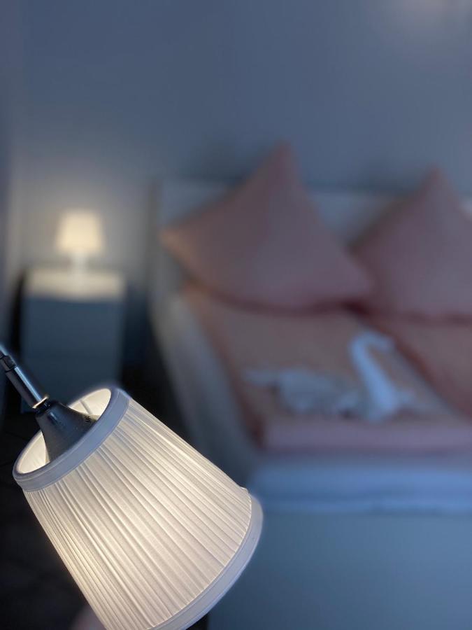Central Shared Apartment, Friesenplatz ケルン エクステリア 写真