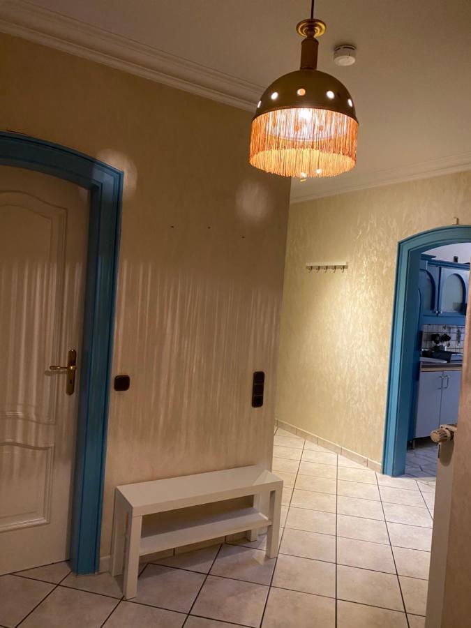 Central Shared Apartment, Friesenplatz ケルン エクステリア 写真